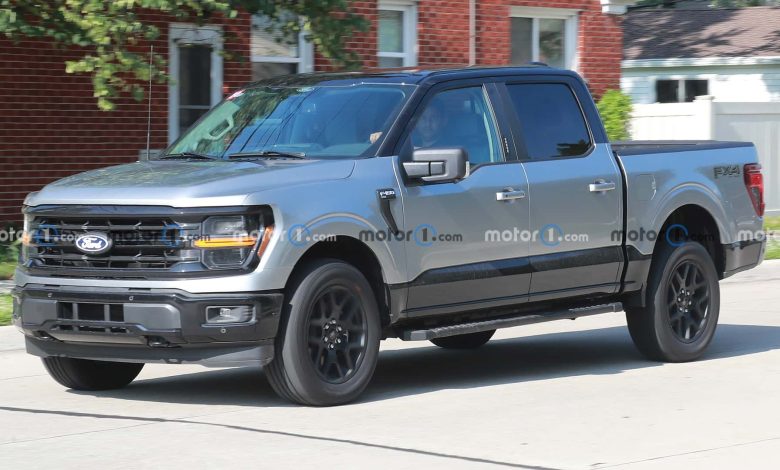 2024 Ford F-150 Spied With Two-Tone Paint, New Grille For Heritage ...